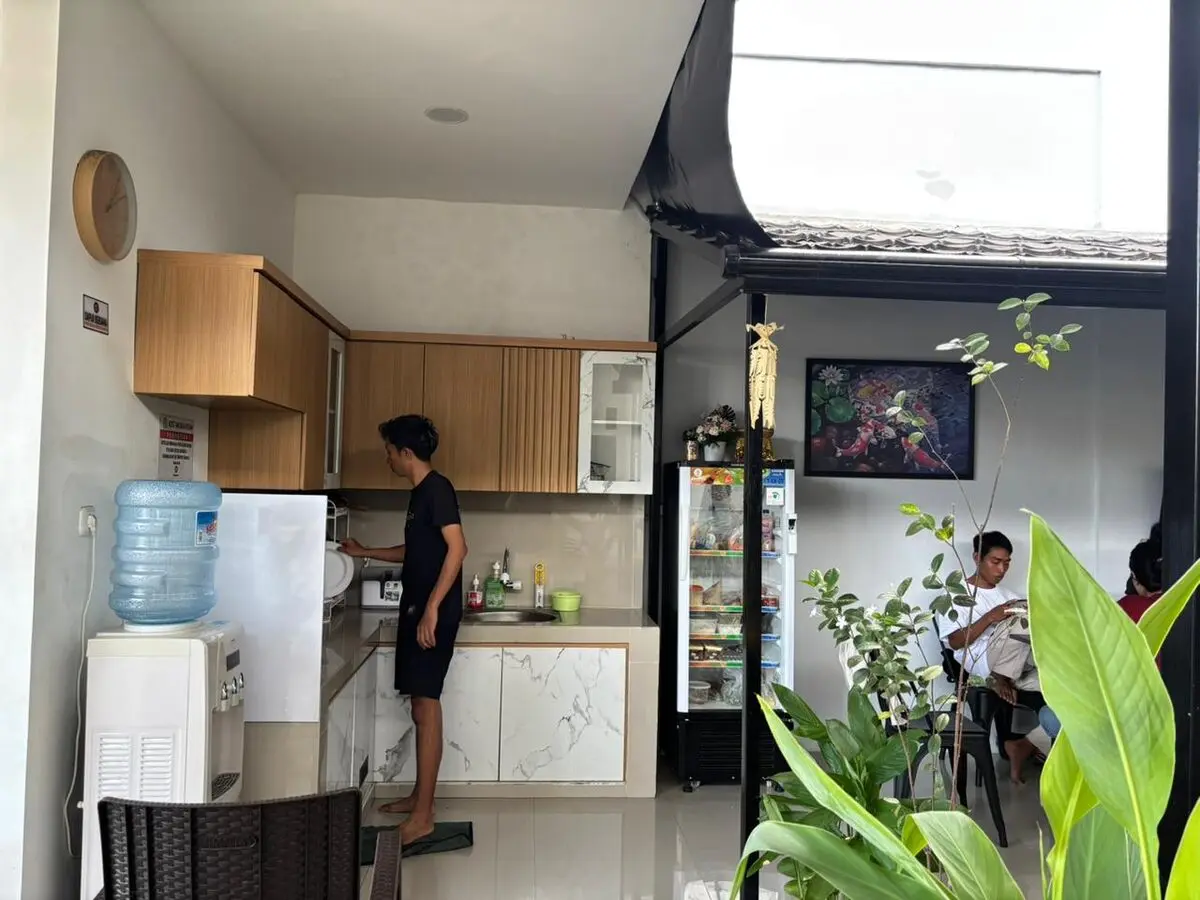 The communal pantry, shown in the landing page facilities section.